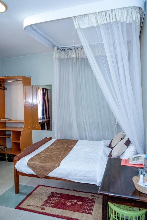 Jupiter Guest House - Parklands Nairobi Exterior foto