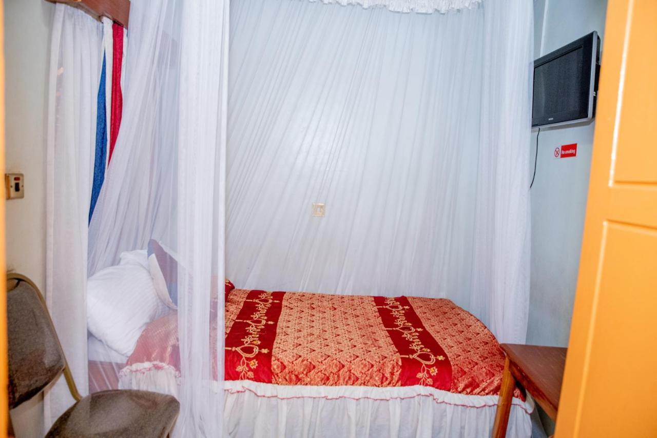 Jupiter Guest House - Parklands Nairobi Exterior foto