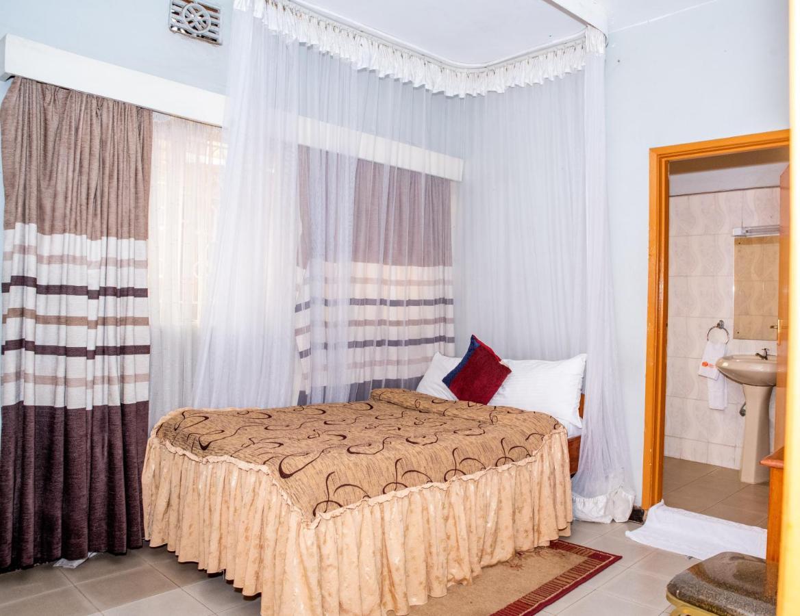 Jupiter Guest House - Parklands Nairobi Exterior foto