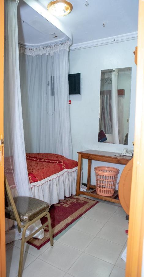 Jupiter Guest House - Parklands Nairobi Exterior foto