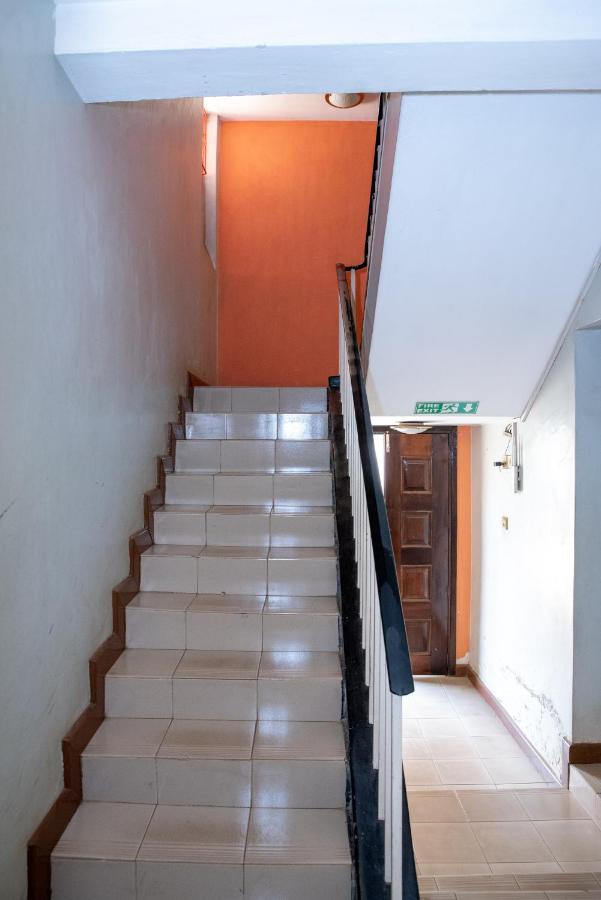 Jupiter Guest House - Parklands Nairobi Exterior foto